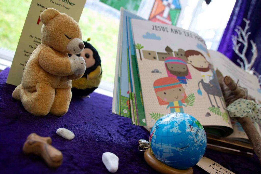 Teddy prying
